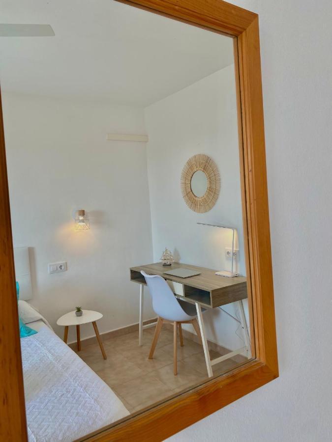 Apartament Sa Farola - Ac, Wifi , Pool, Beach Cala'N Blanes  Exteriér fotografie